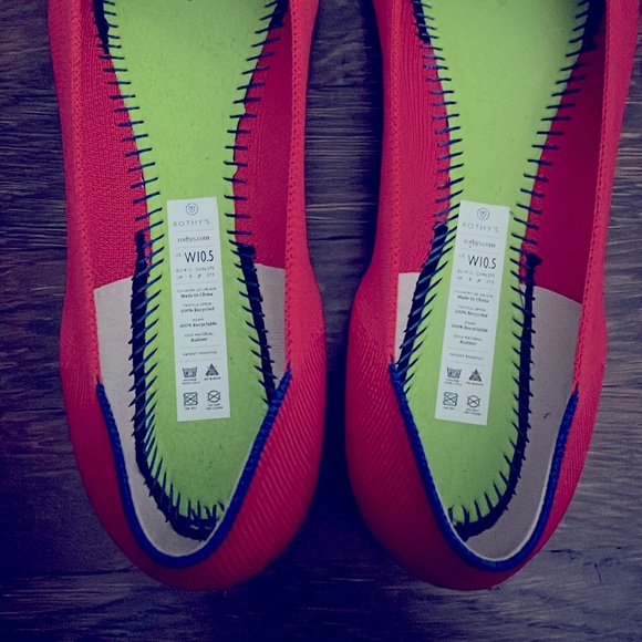 NIB Rothy’s Flame Size 10.5